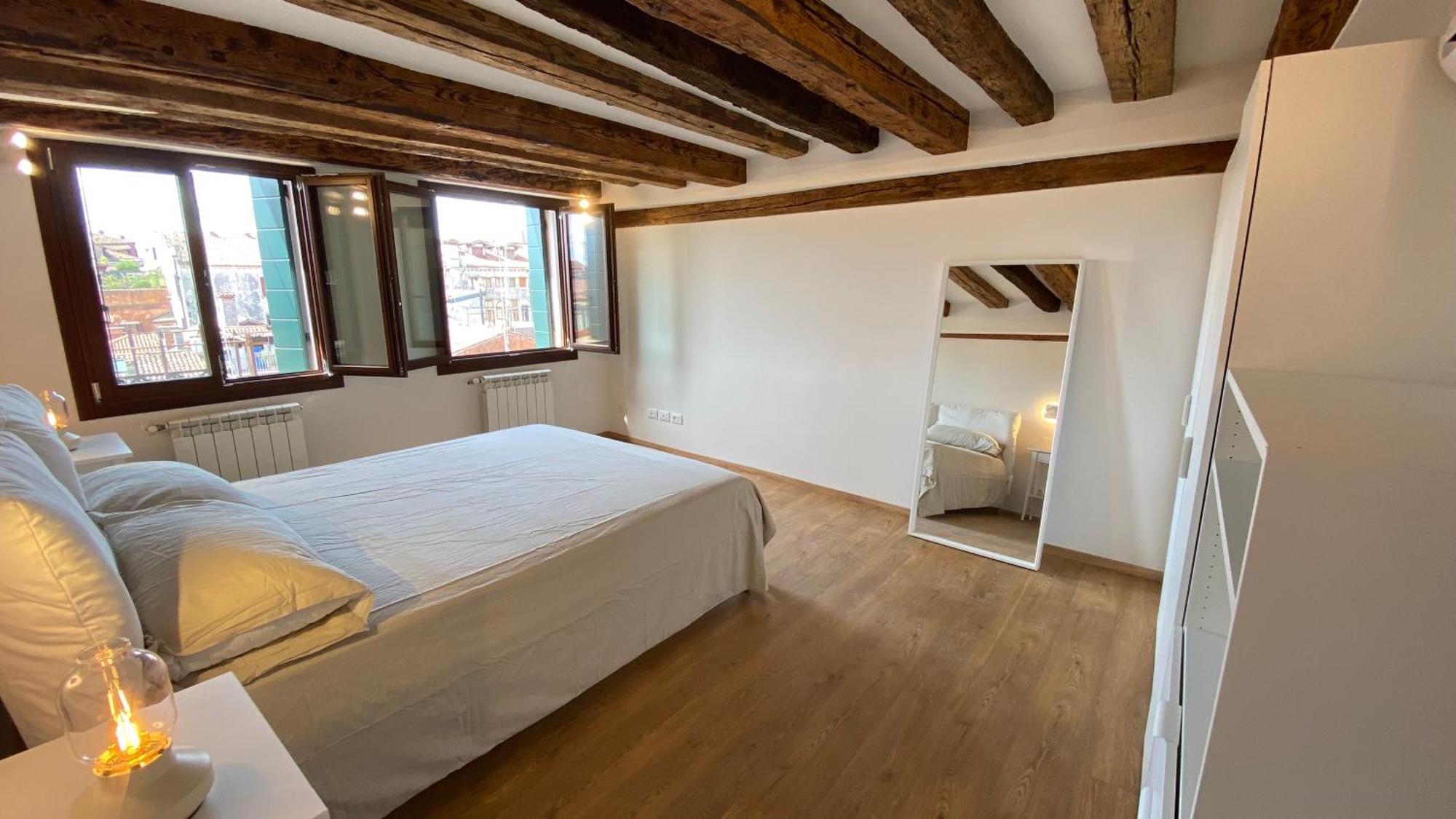 Appartamento Rooftop 3999 *